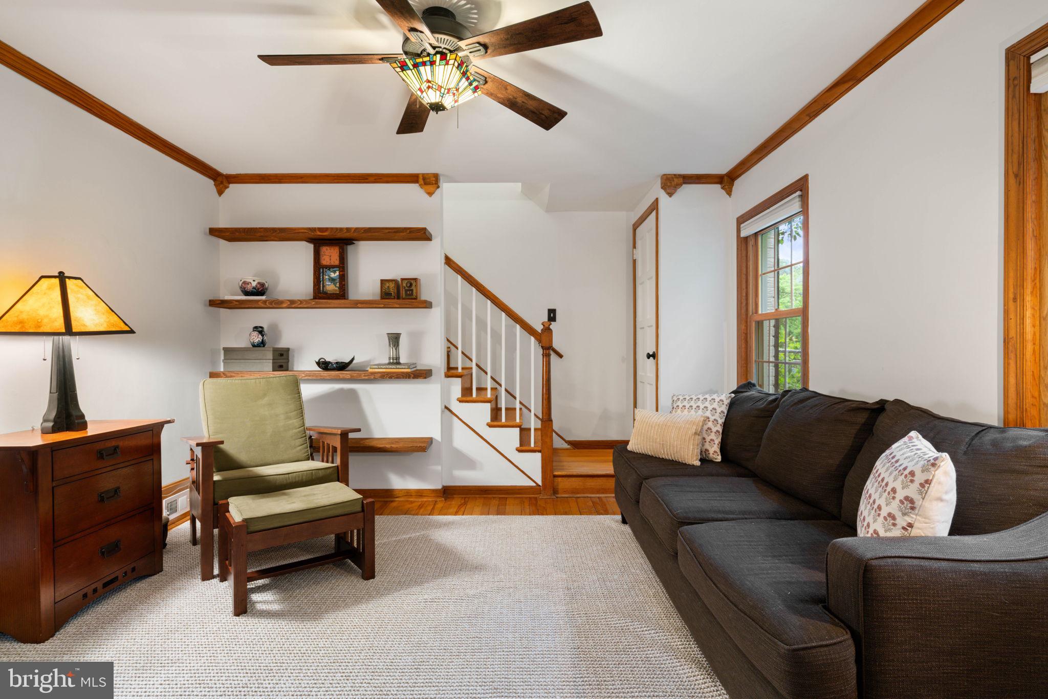 5823 Monticello Road Alexandria, VA 22303 - Photo 11 of 41