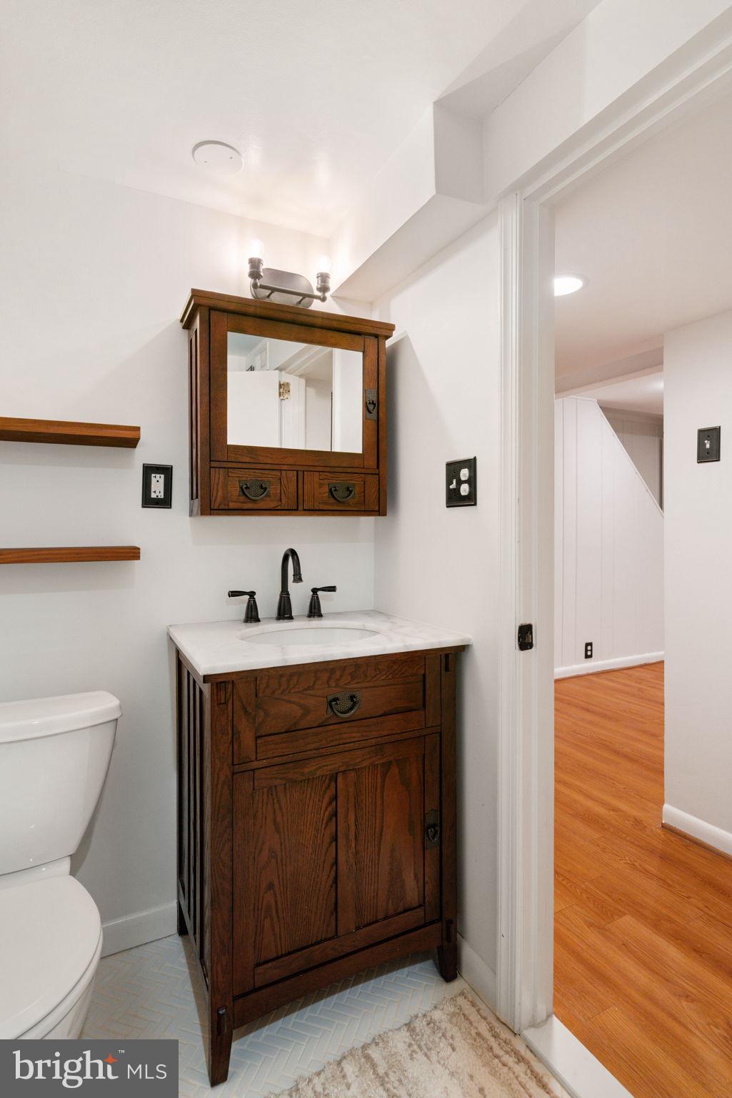 5823 Monticello Road Alexandria, VA 22303 - Photo 36 of 41