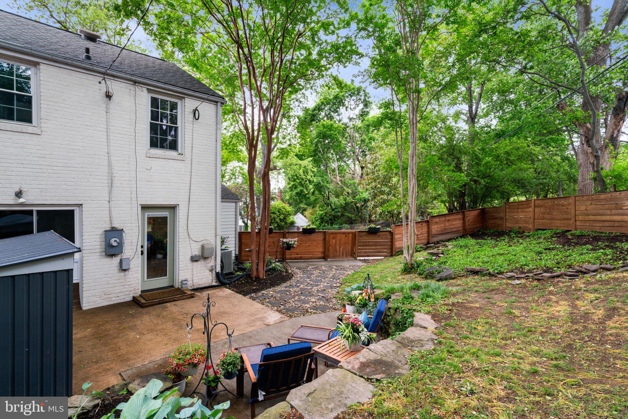 5823 Monticello Road Alexandria, VA 22303 - Photo 40 of 41 Space for your garden!