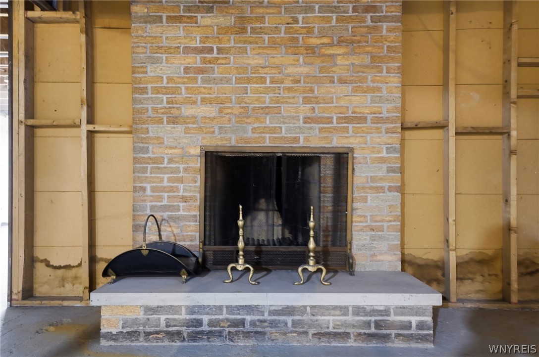 2484 River Road Wheatfield, NY 14304 - Photo 25 of 45 Basement Fireplace