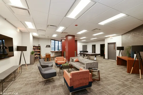 $450,000 | 3660 North Lake Shore Drive, Unit 1613, Chicago, IL 60613
