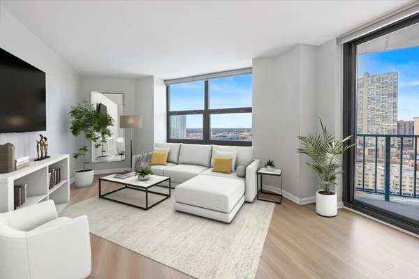$450,000 | 3660 North Lake Shore Drive, Unit 1613, Chicago, IL 60613