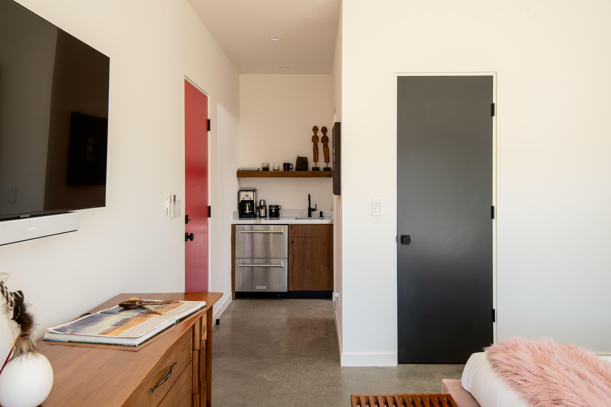 8520 Purple Sage Road Joshua Tree, CA 92252 - Photo 22 of 36 a kitchen with a sink stove and refrigerator