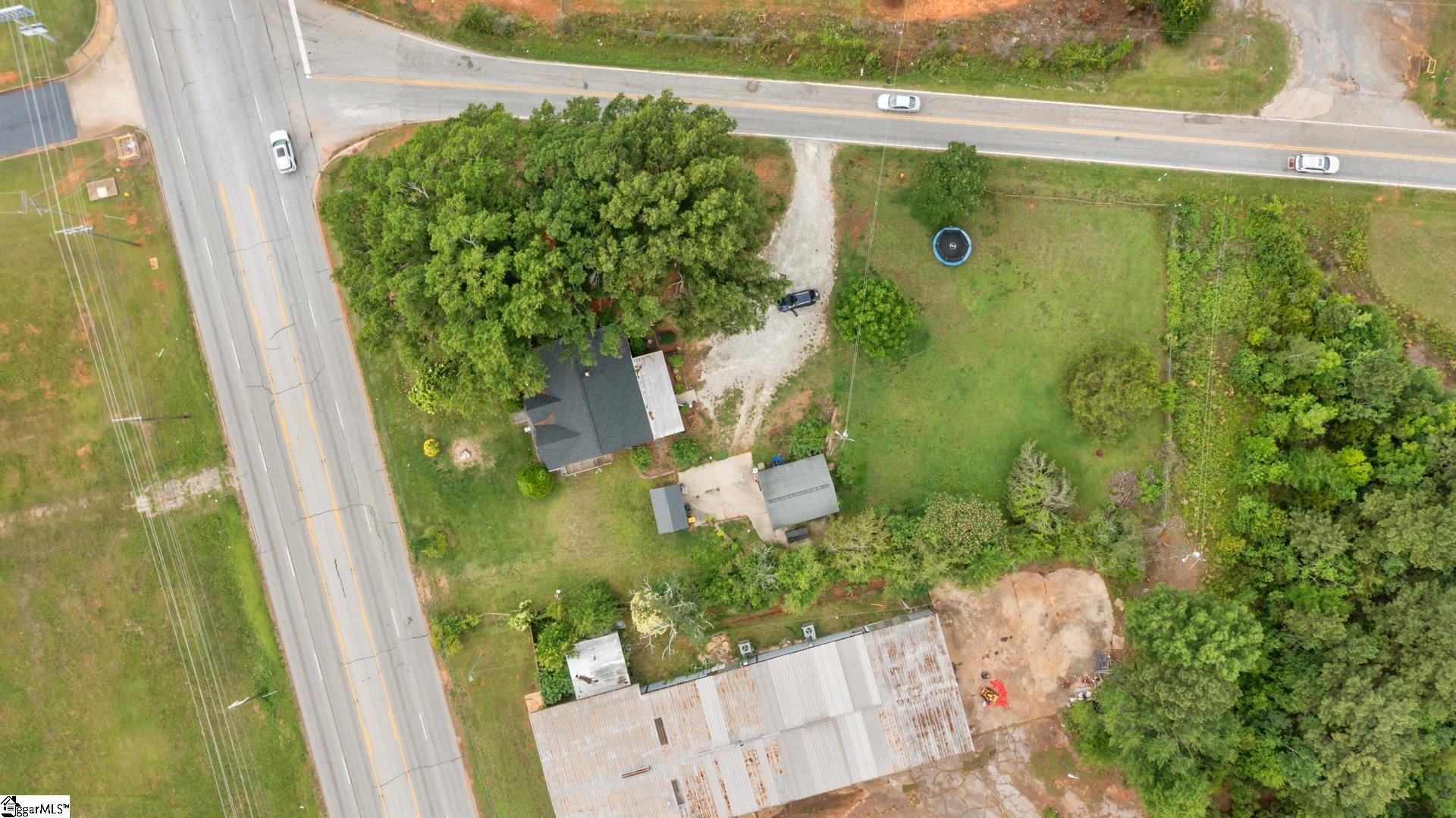 1301 Old Airport Road Laurens, SC 29360 - Photo 7 of 21