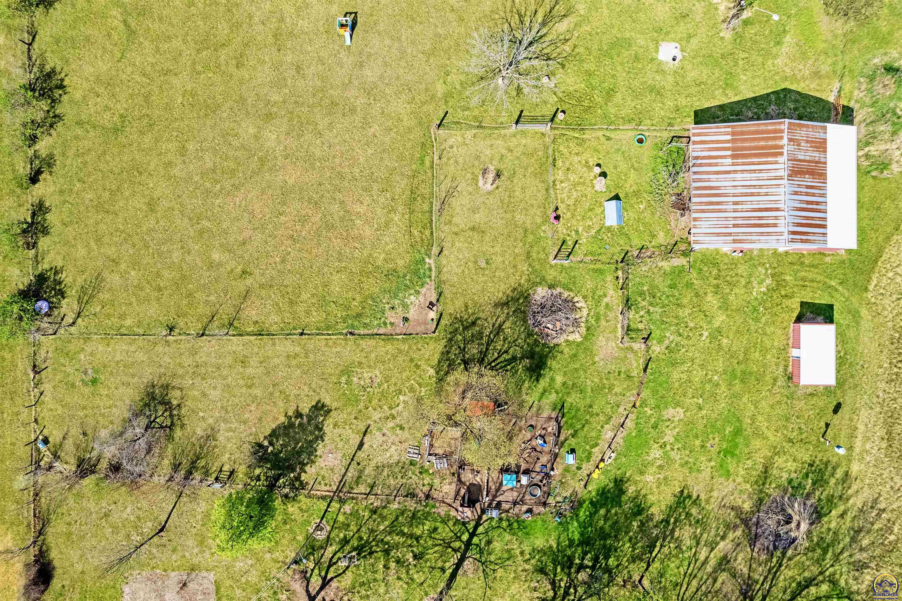 3641 Northeast Kincaid Road Topeka, KS 66617 - Photo 16 of 54