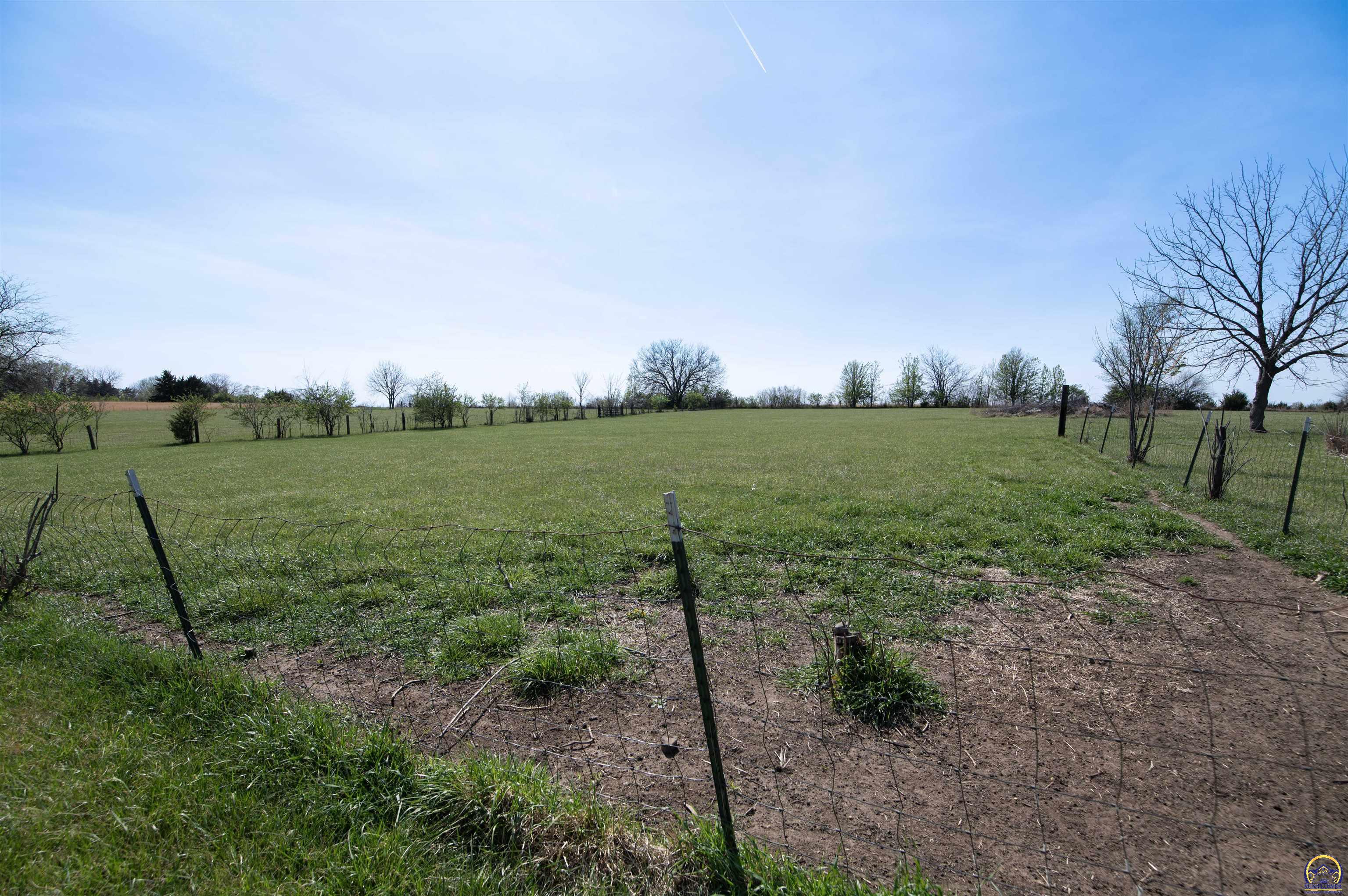 3641 Northeast Kincaid Road Topeka, KS 66617 - Photo 20 of 54