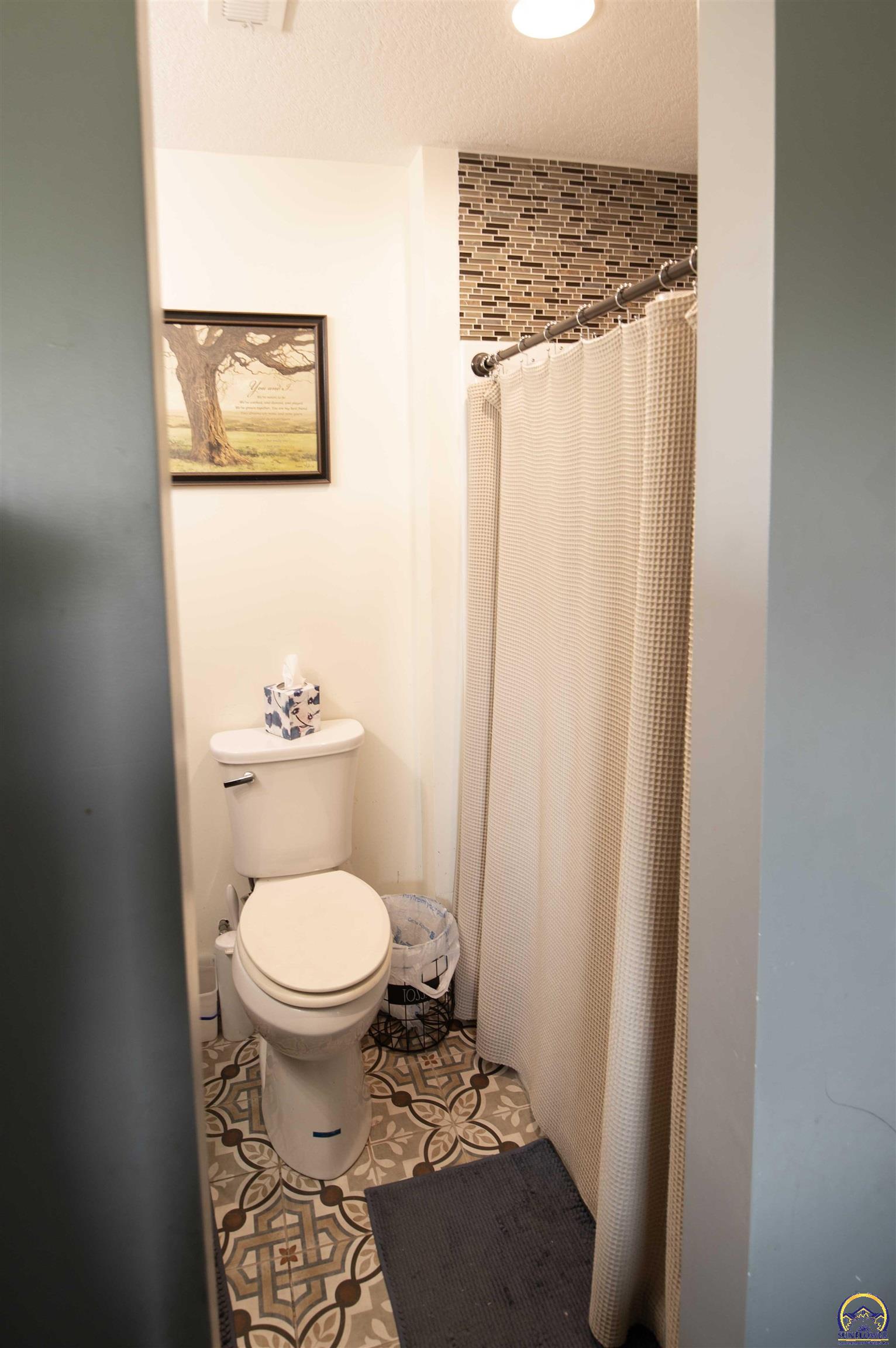 3641 Northeast Kincaid Road Topeka, KS 66617 - Photo 31 of 54