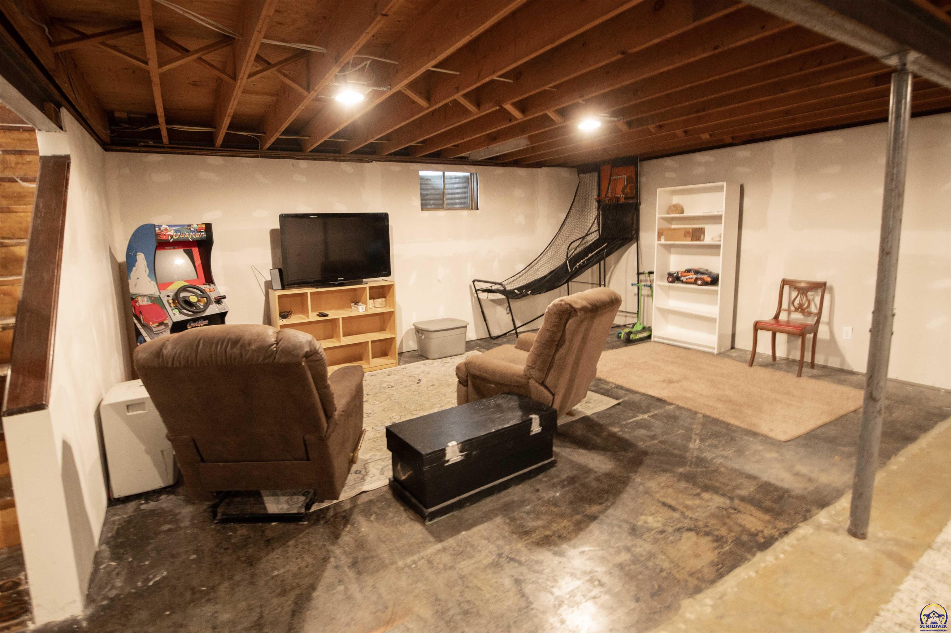 3641 Northeast Kincaid Road Topeka, KS 66617 - Photo 38 of 54