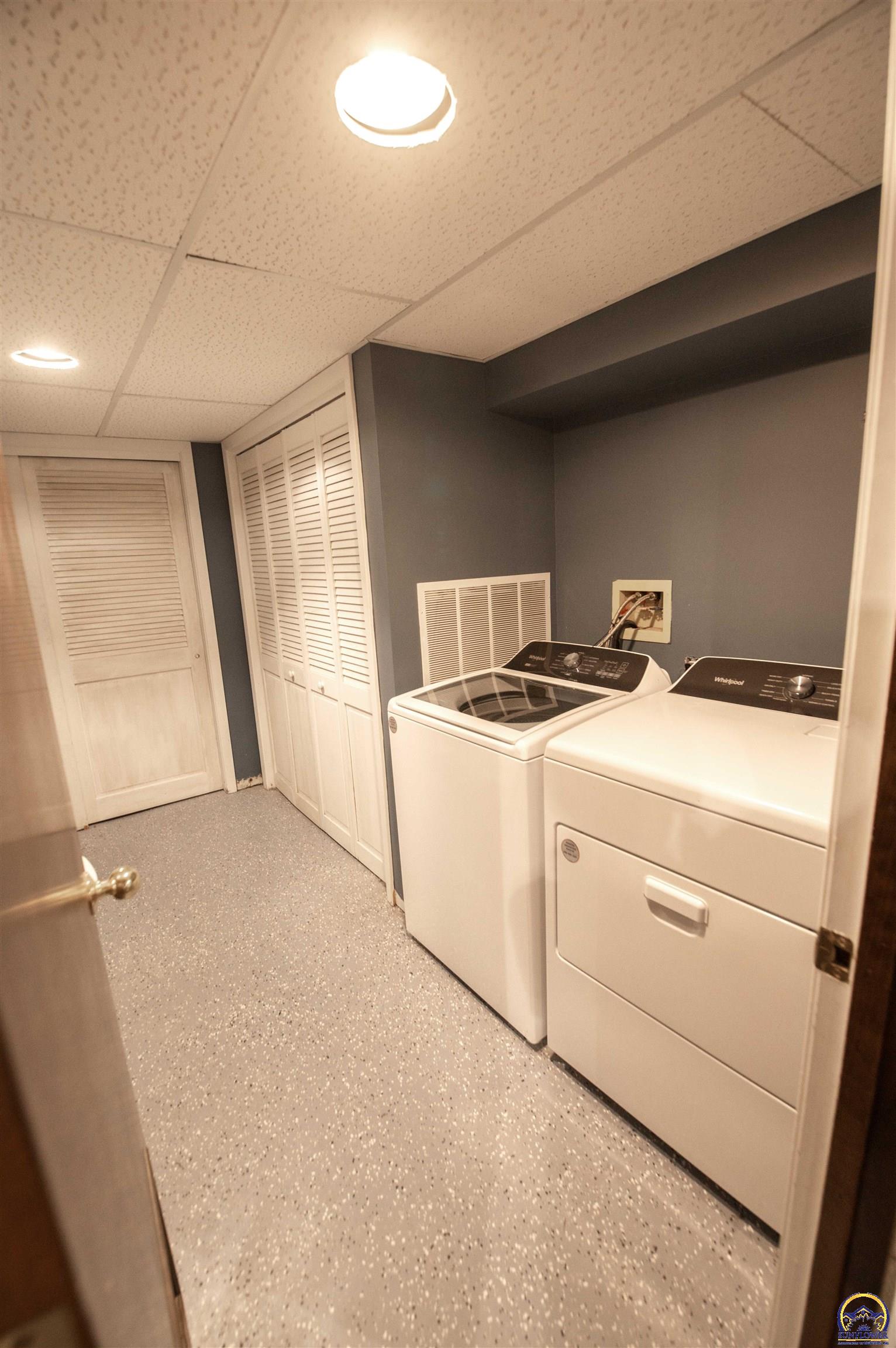 3641 Northeast Kincaid Road Topeka, KS 66617 - Photo 42 of 54