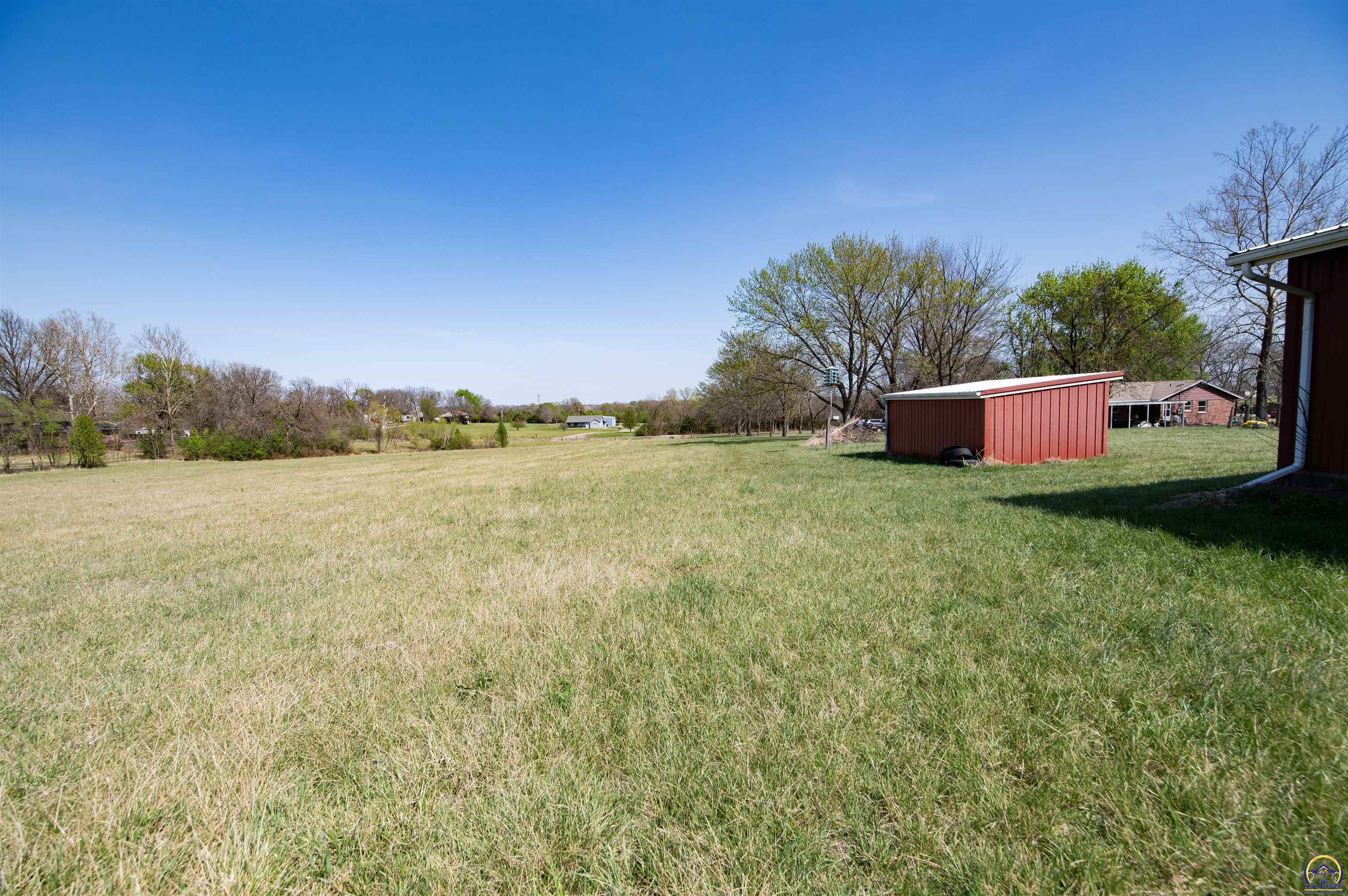 3641 Northeast Kincaid Road Topeka, KS 66617 - Photo 51 of 54