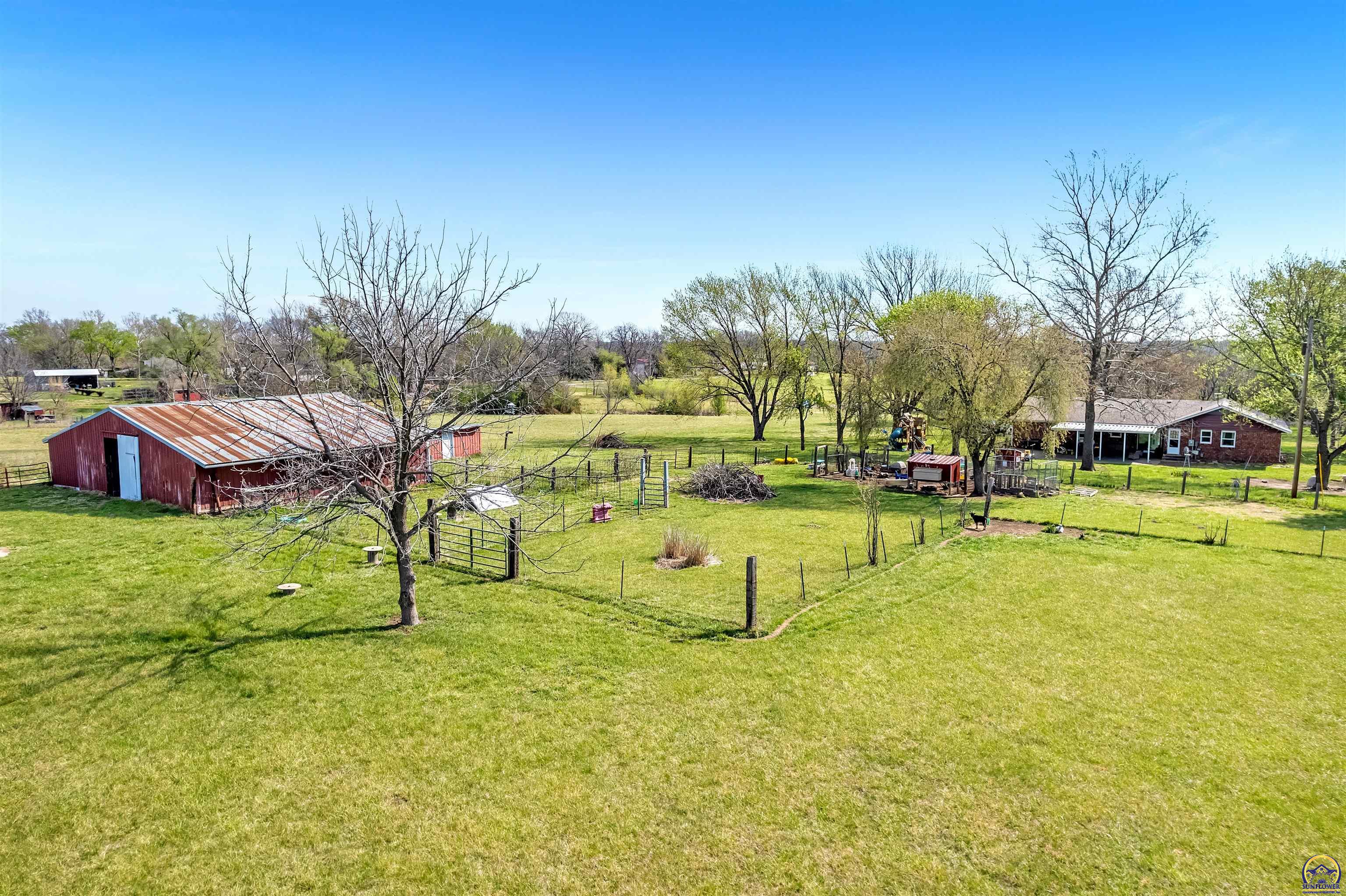 3641 Northeast Kincaid Road Topeka, KS 66617 - Photo 9 of 54