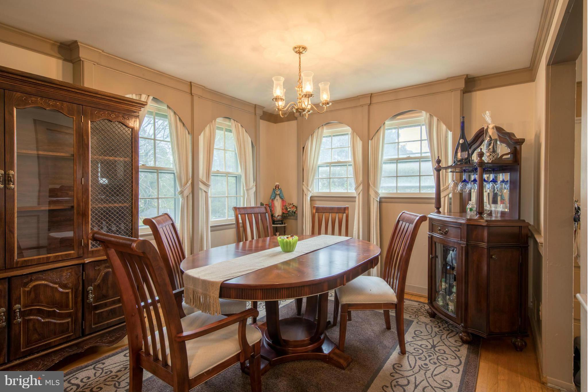 5109 Ox Road Fairfax, VA 22030 - Photo 8 of 19 Dining Room
