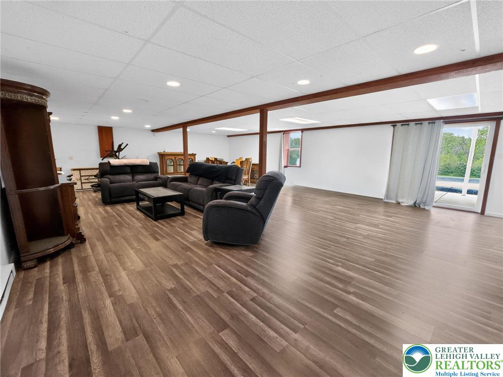 544 Bauer Road Bath, PA 18014 - Photo 29 of 47