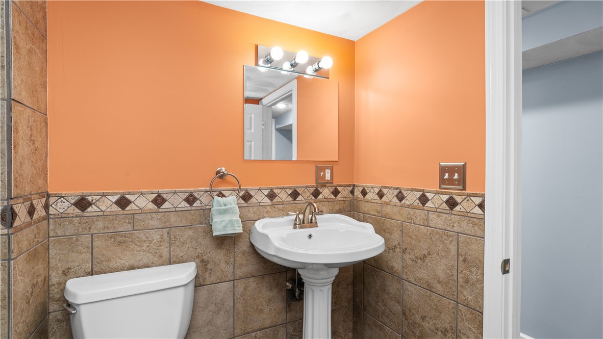 339 George Arden Avenue Warwick, RI 02886 - Photo 30 of 42