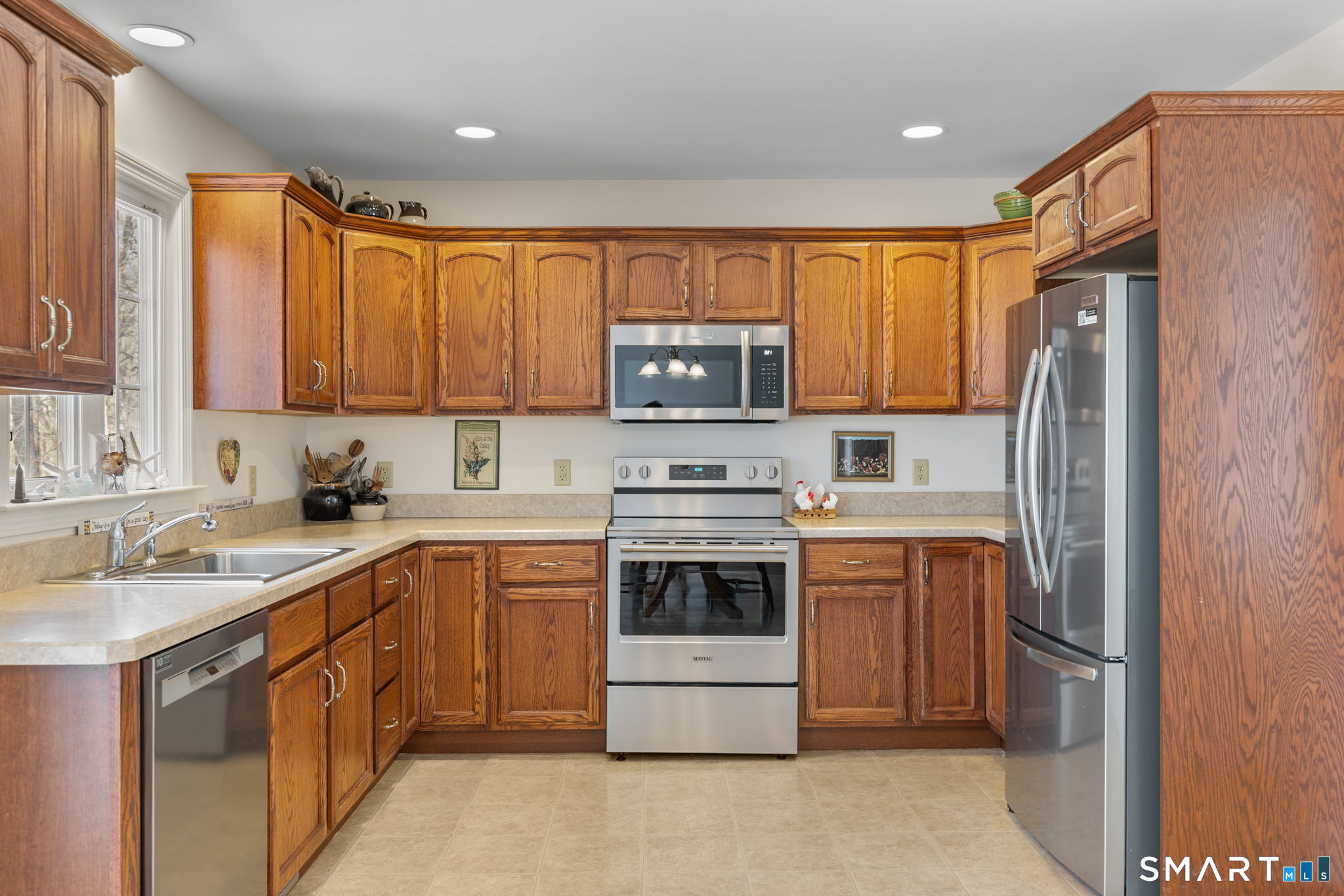 8 North Ridge, Unit 8 East Hampton, CT 06424 - Photo 21 of 37