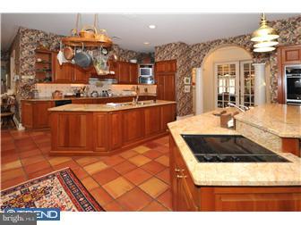1840 Huntingdon Road Huntingdon Valley, PA 19006 - Photo 7 of 12 Kitchen