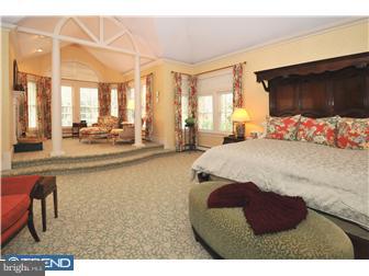 1840 Huntingdon Road Huntingdon Valley, PA 19006 - Photo 10 of 12 Bedroom - Main