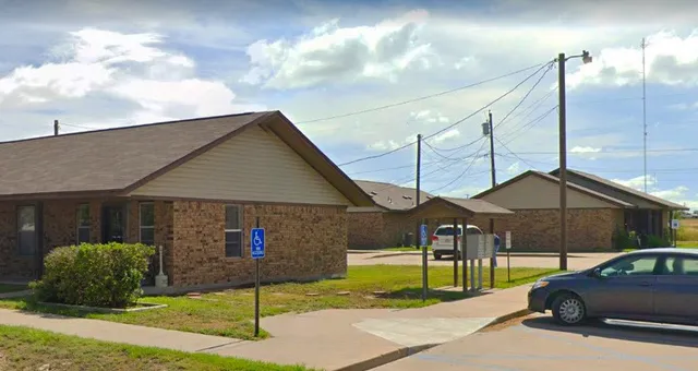 $730 | 1304 Vicky Street, Big Lake, TX 76932