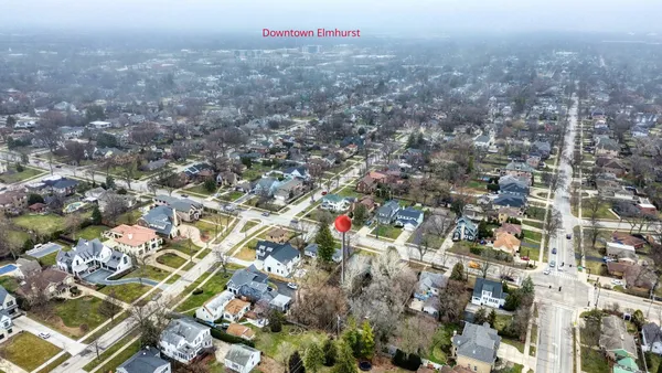 $575,000 | 270 East St Charles Road, Elmhurst, IL 60126