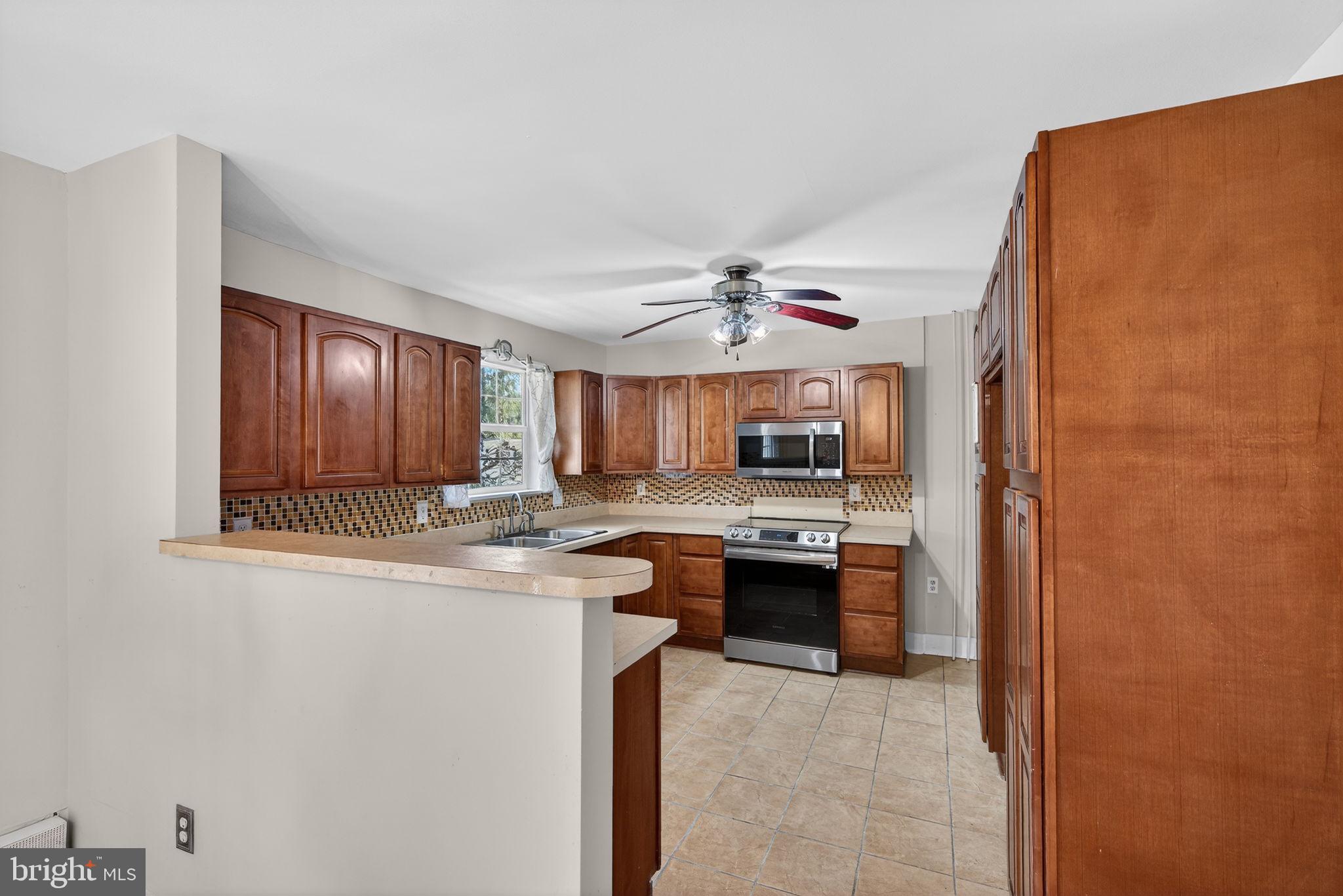 3797 Chestnut Road Alburtis, PA 18011 - Photo 15 of 37 Gallery Image 15