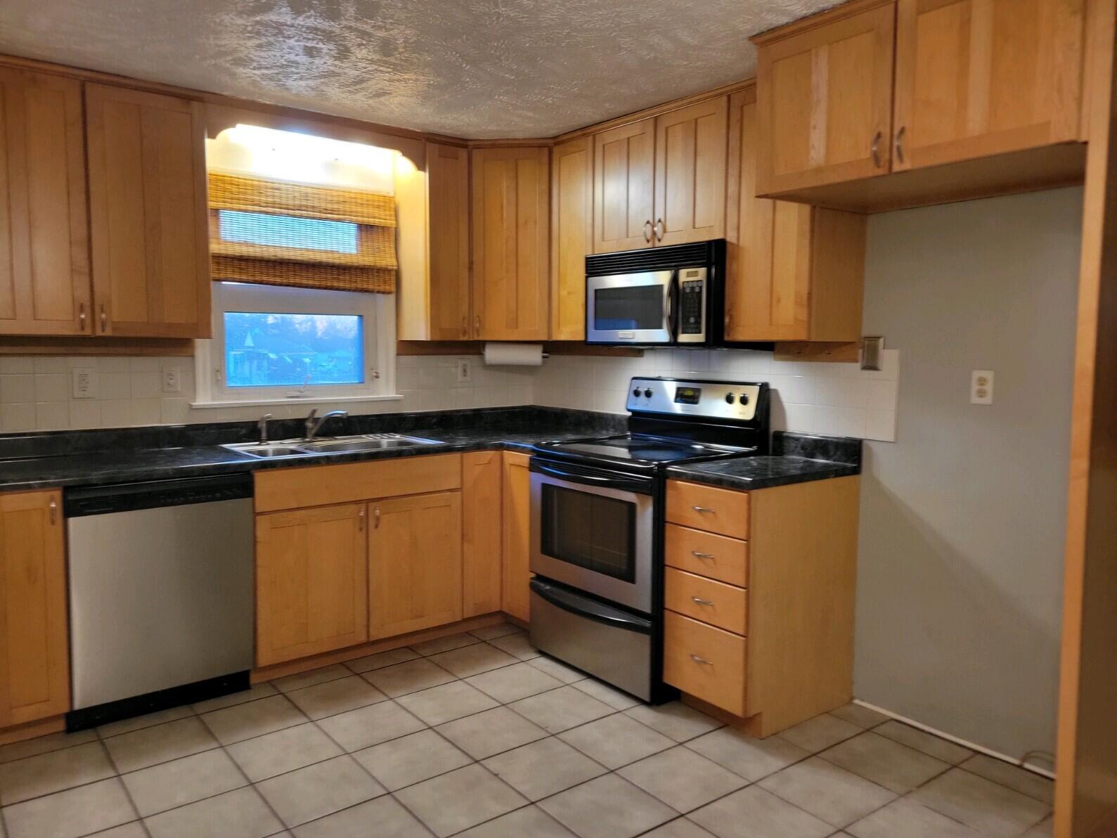 1544 Northgate Road Springfield, OH 45504 - Photo 13 of 22 Gallery Image 13