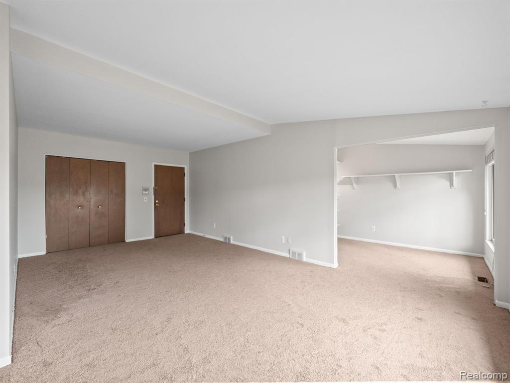 1195 Derby Road, Unit 8 Birmingham, MI 48009 - Photo 11 of 32