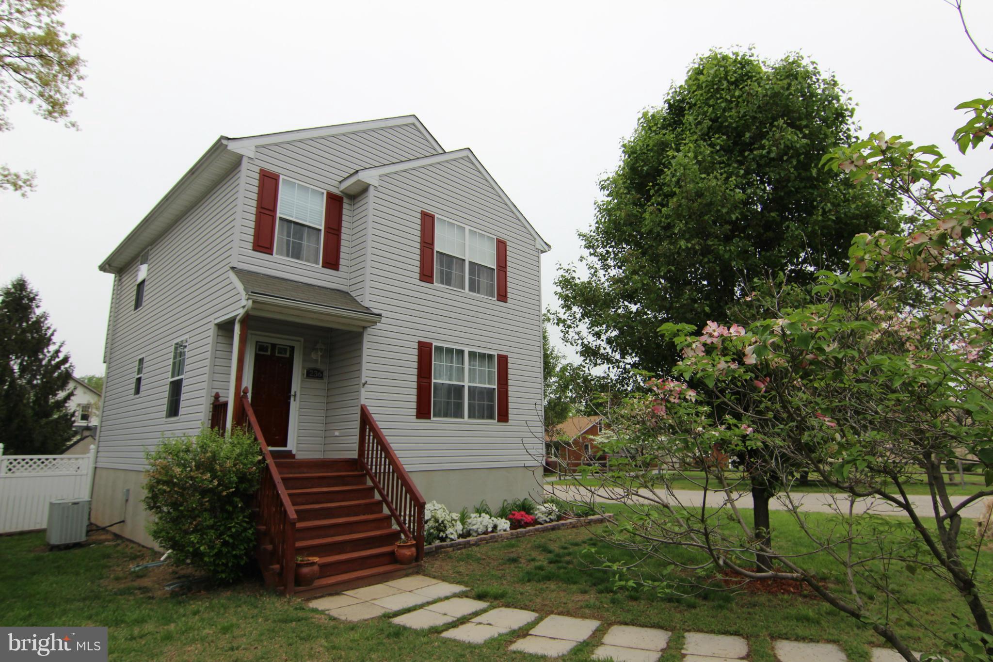 236 Asbury Road Pasadena, MD 21122 - Photo 1 of 29 Exterior (Front)