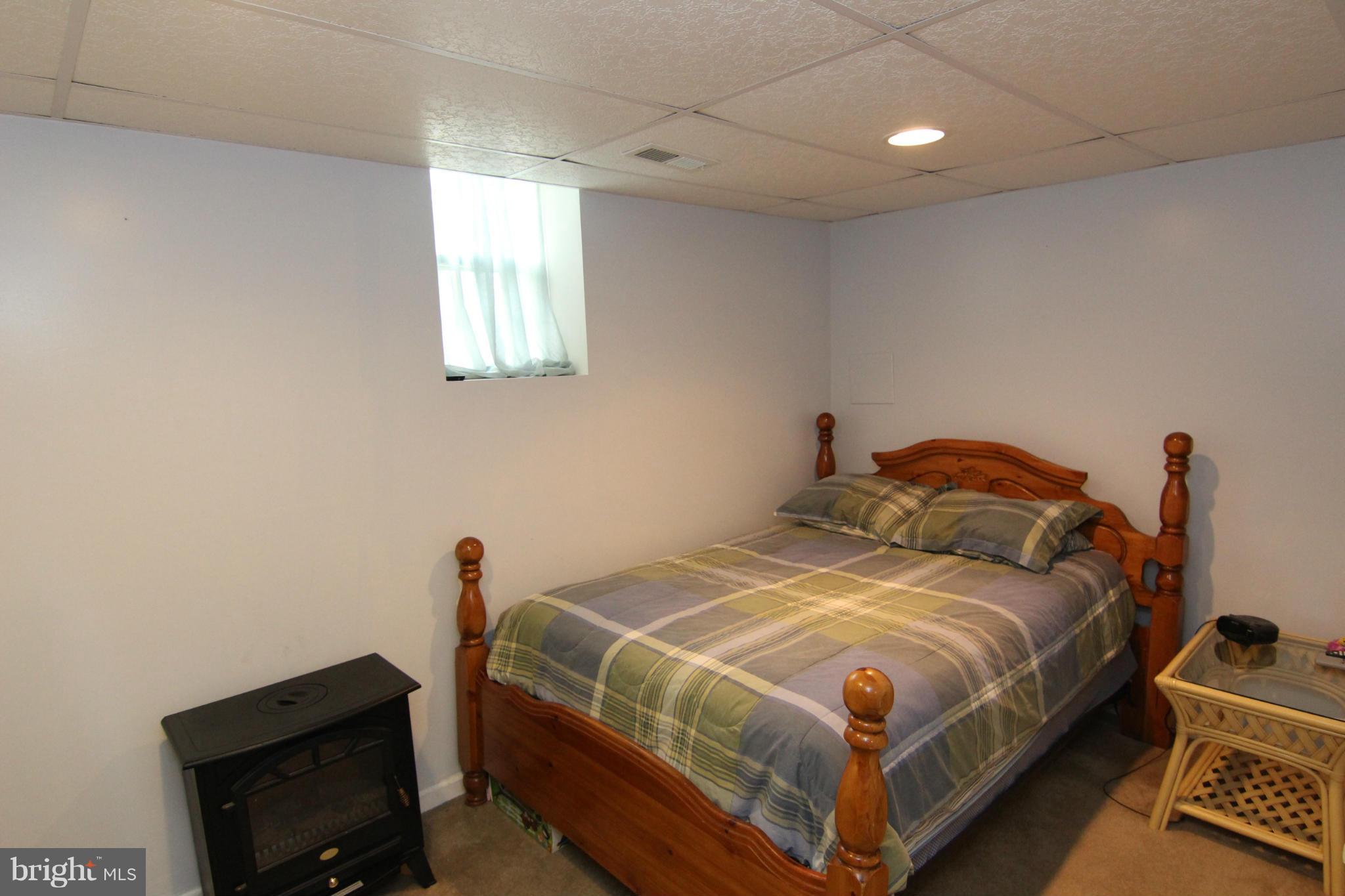 236 Asbury Road Pasadena, MD 21122 - Photo 16 of 29 Bedroom