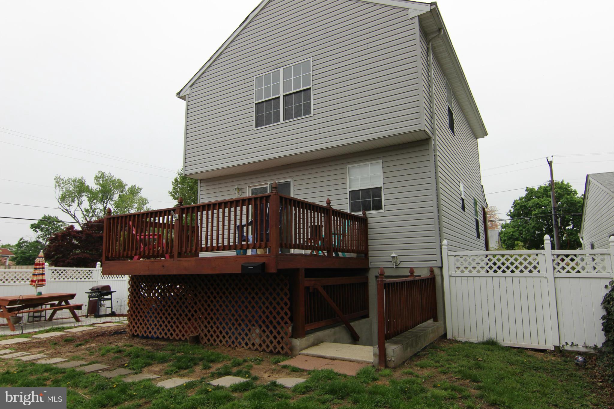 236 Asbury Road Pasadena, MD 21122 - Photo 28 of 29 Exterior (Rear)
