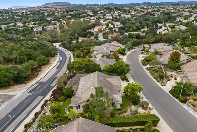 $1,249,000 | 553 Rosemary Lane, Arroyo Grande, CA 93420