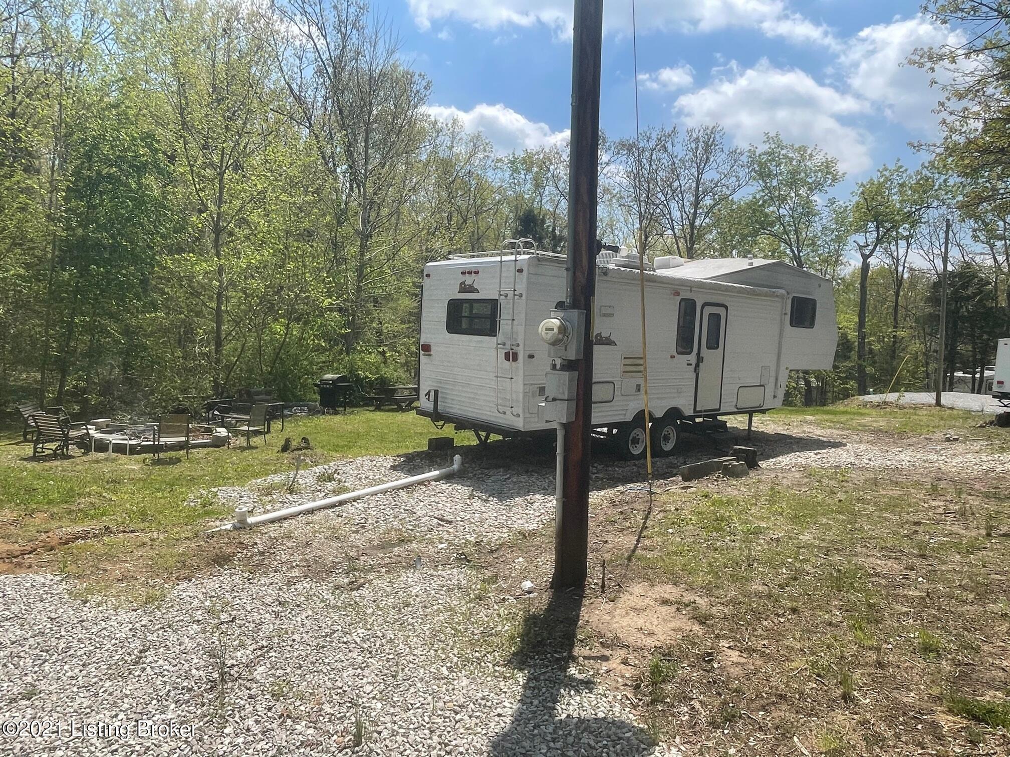 213 Washburn Road Clarkson, KY 42726 - Photo 21 of 22 IMG_3327