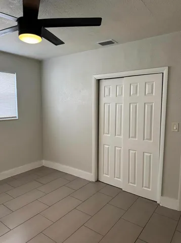 $2,000 | 110 Southwest 7th Avenue, Unit 1A, Dania Beach, FL 33004