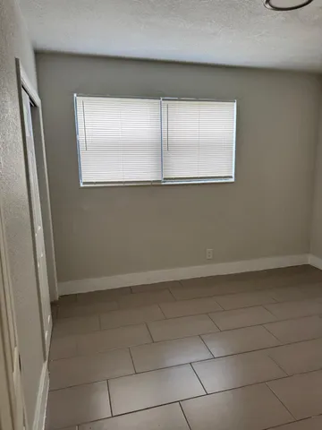 $2,000 | 110 Southwest 7th Avenue, Unit 1A, Dania Beach, FL 33004