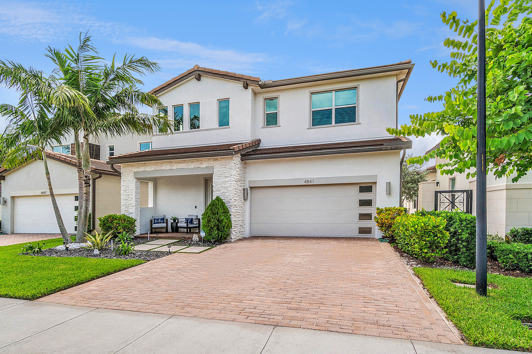 4841 Saddle Ranch Road Lake Worth, FL 33467 - Photo 8 of 65 Exterior 4841