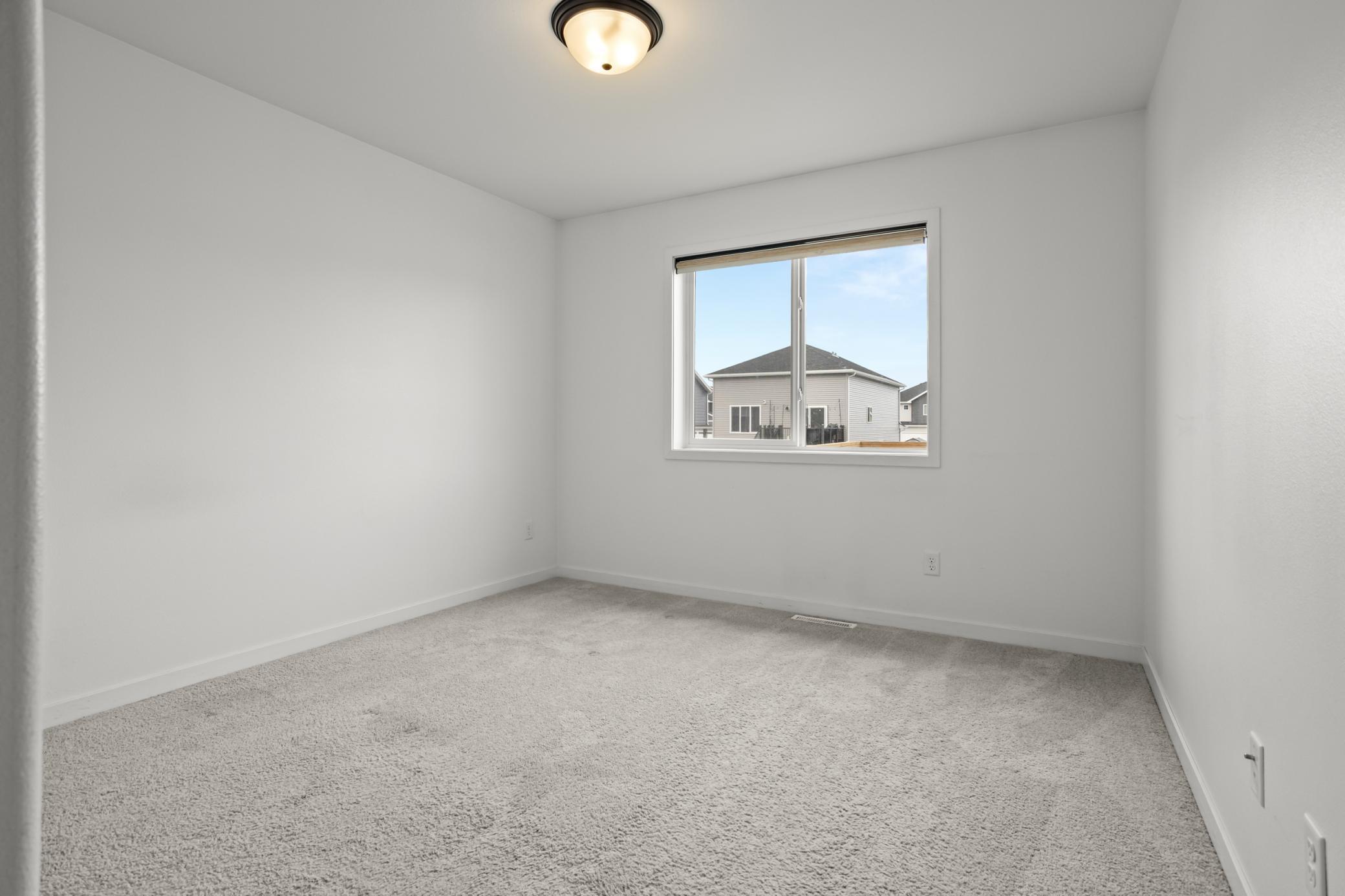 7373 17th Street South Fargo, ND 58104 - Photo 18 of 38