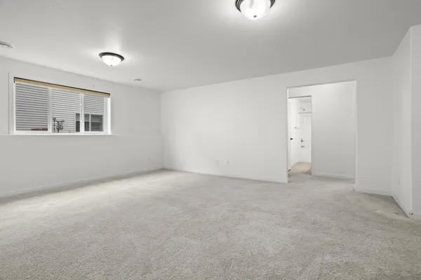 $349,900 | 7373 17th Street South, Fargo, ND 58104