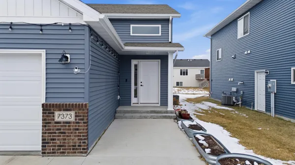 $360,000 | 7373 17th Street South, Fargo, ND 58104