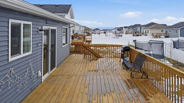 $360,000 | 7373 17th Street South, Fargo, ND 58104