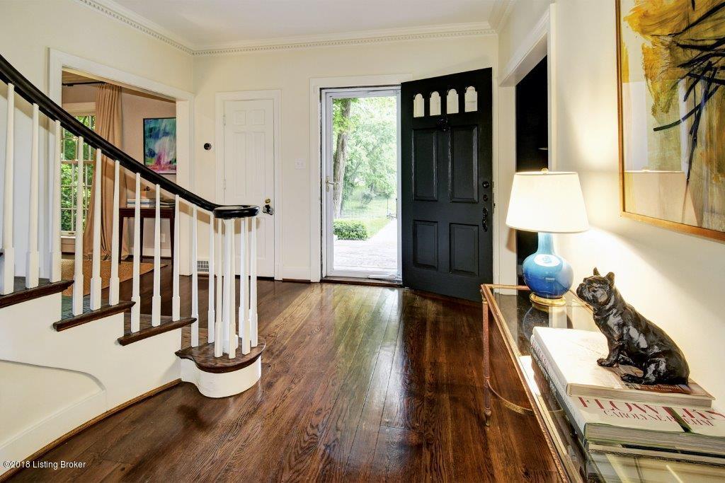 30 Southwind Road Louisville, KY 40207 - Photo 4 of 45 4