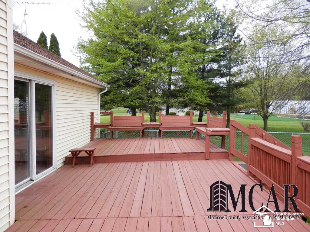 3730 Zink Road Carleton, MI 48117 - Photo 16 of 21