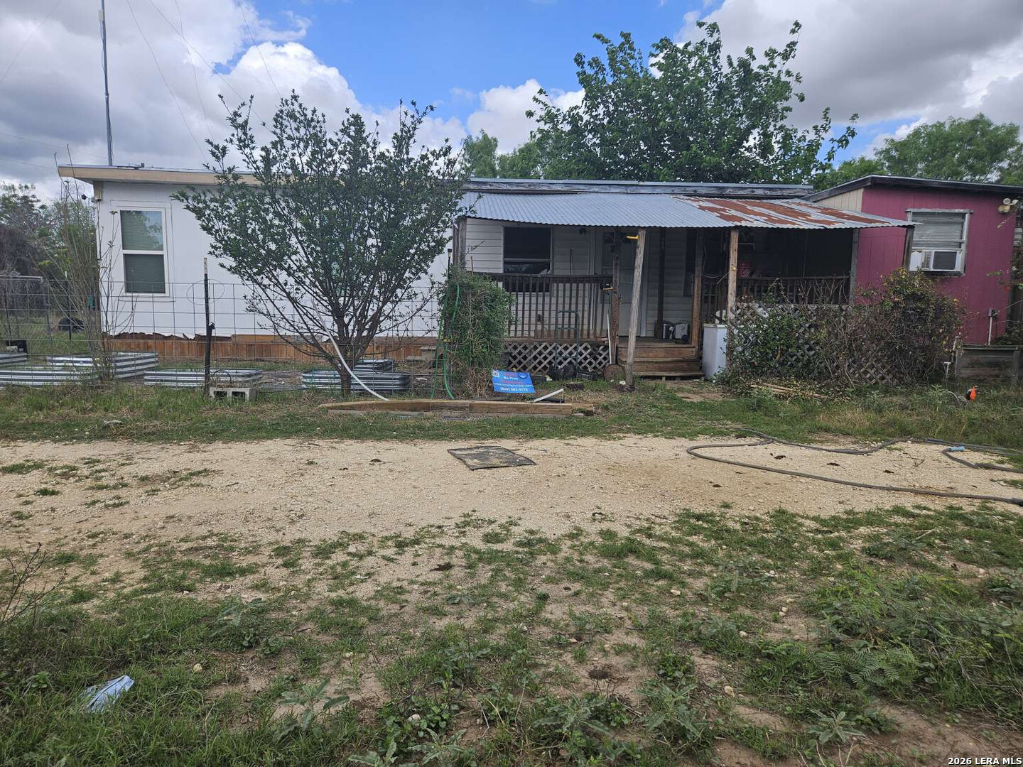 255 County Road 668 Devine, TX 78016 - Photo 20 of 23