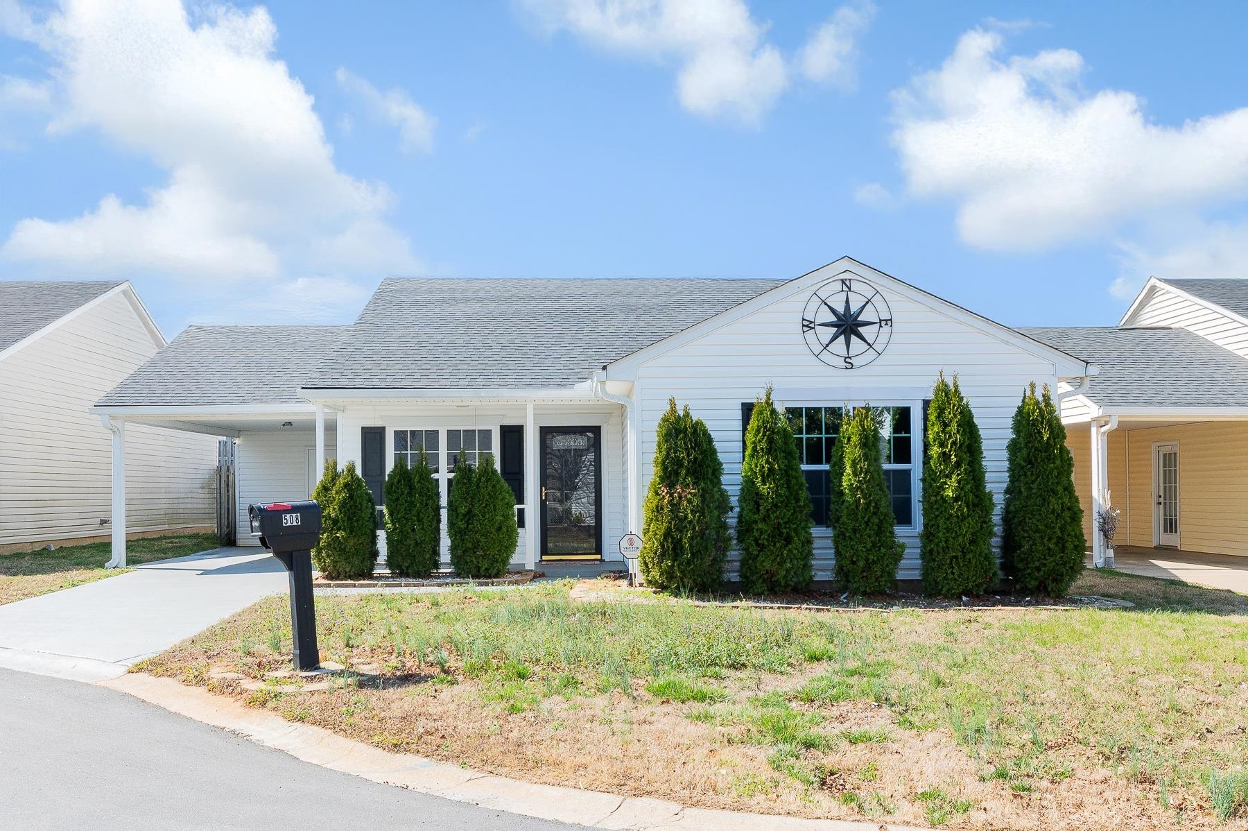 508 Sierra Ridge Court Moore, SC 29369 - Photo 2 of 35