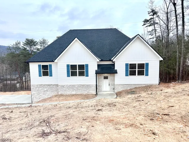 $379,900 | 2029 Rolling Hill Way, Rocky Face, GA 30740