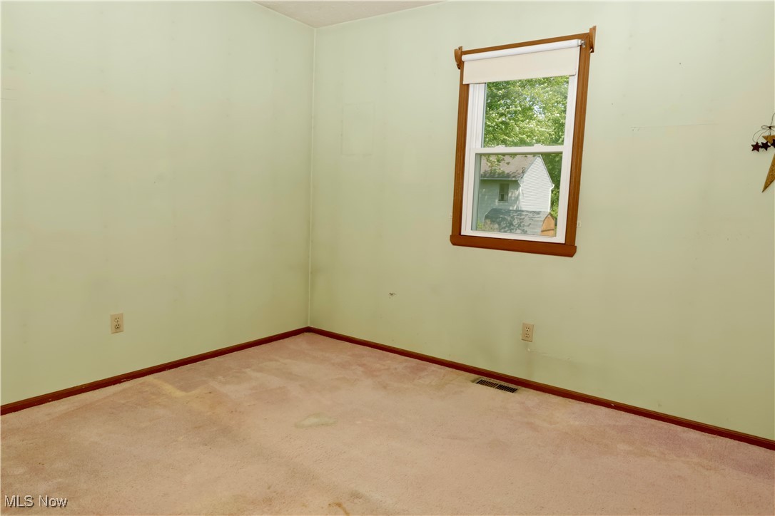 781 Harris Road Sheffield Lake, OH 44054 - Photo 26 of 31 Gallery Image 26