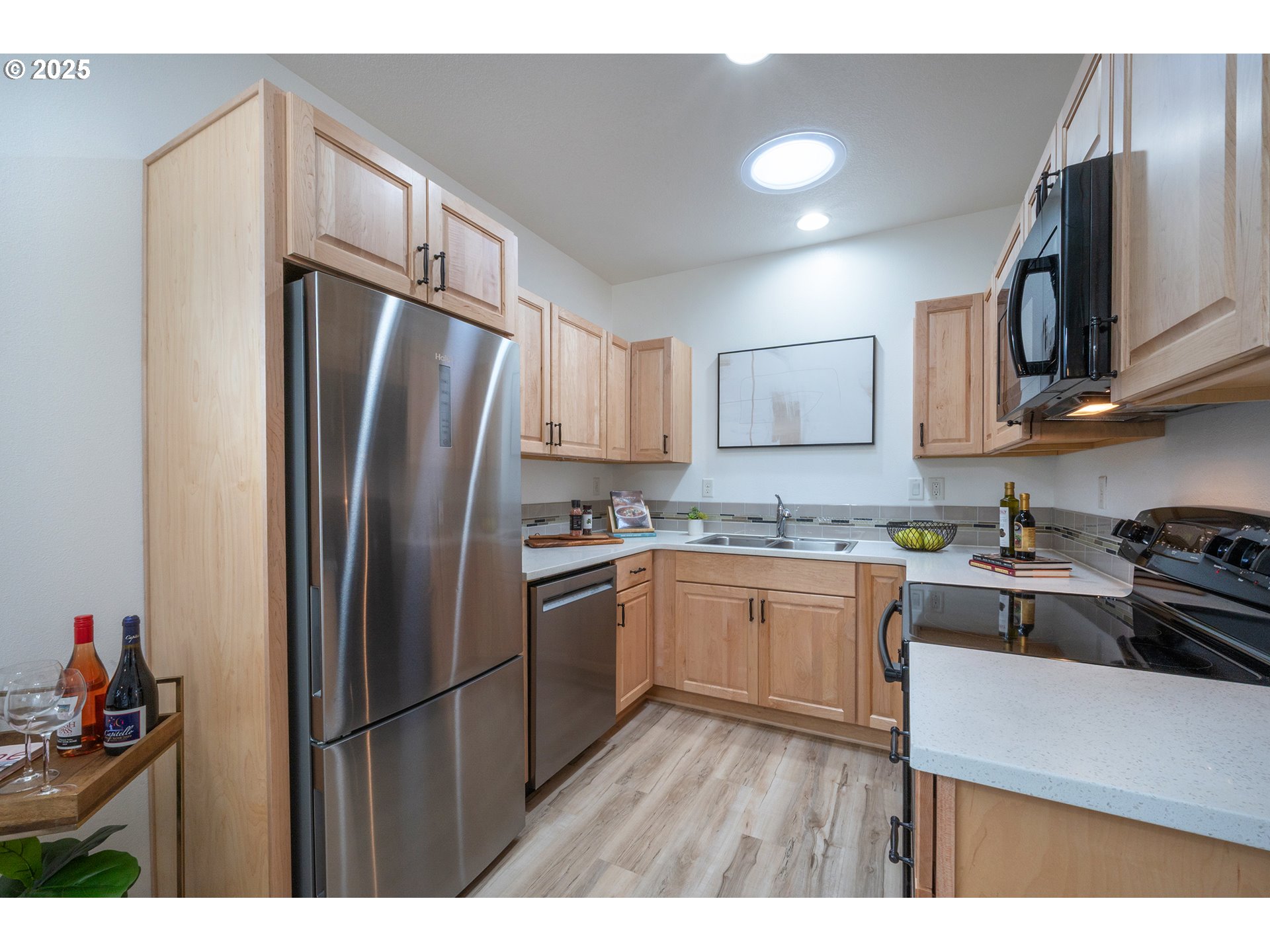3023 Hummingbird Lane Eugene, OR 97405 - Photo 15 of 31