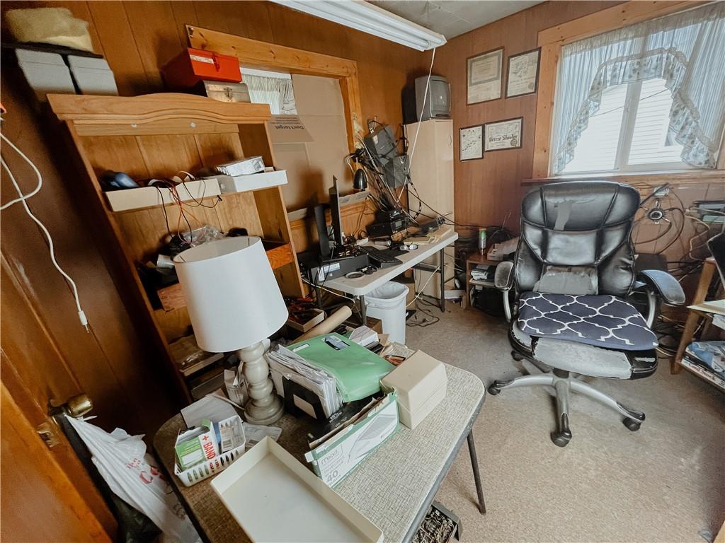 83 Amsterdam Road Grove City, PA 16127 - Photo 10 of 25 Gallery Image 10