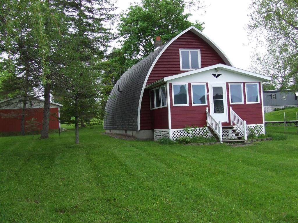 141 Dennison Road Richfield, NY 13439 - Photo 12 of 26