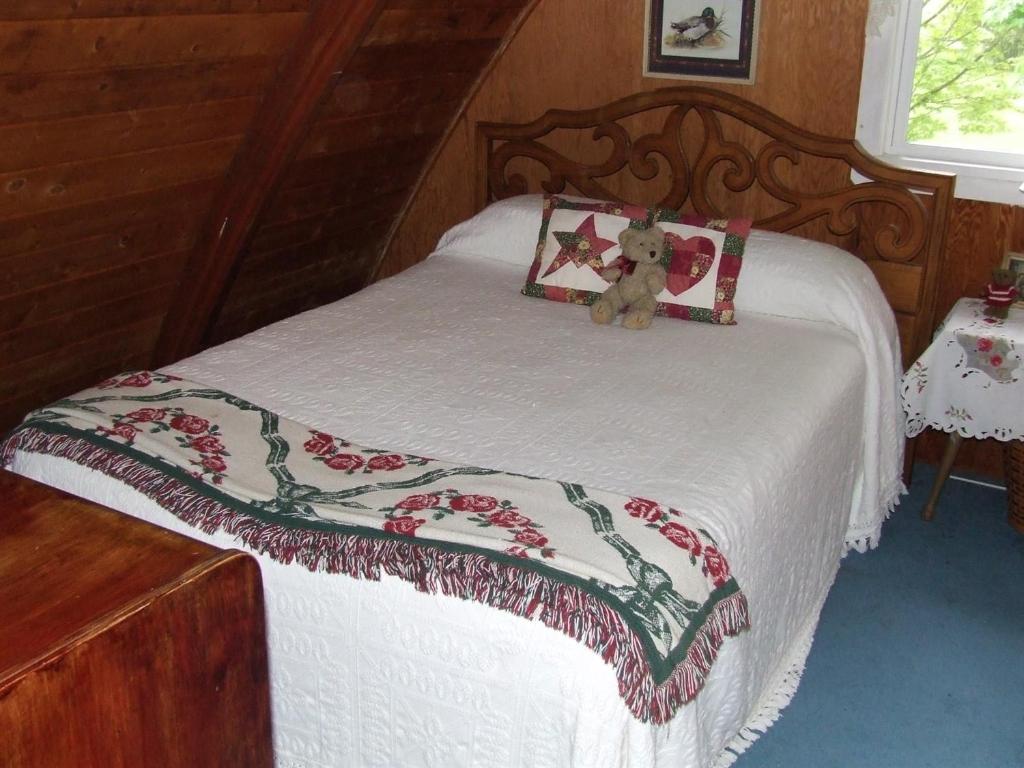 141 Dennison Road Richfield, NY 13439 - Photo 13 of 26