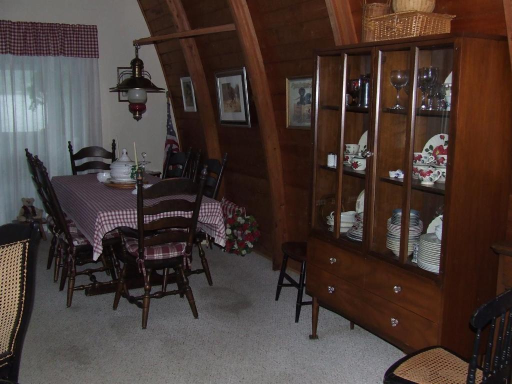 141 Dennison Road Richfield, NY 13439 - Photo 4 of 26