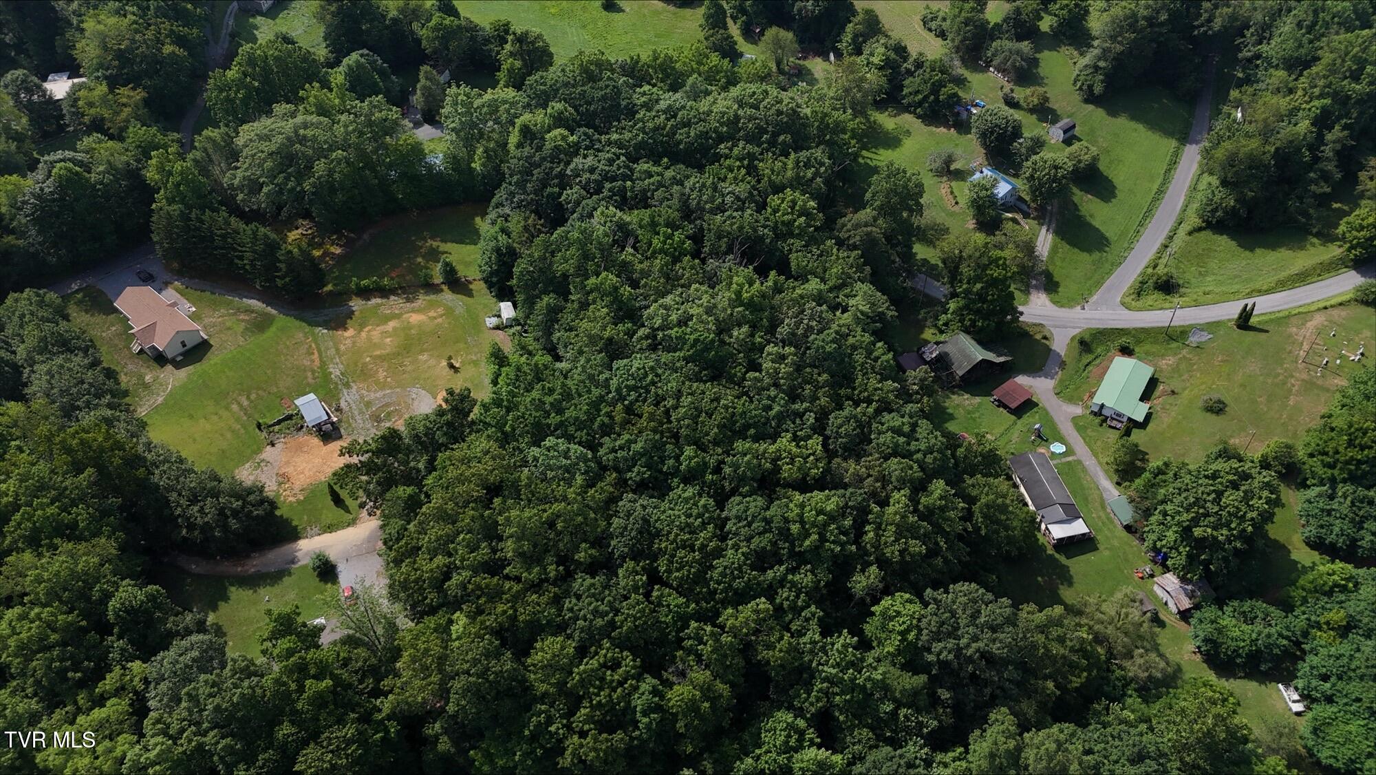 7 Crystal Lane, Unit TRACT 7 Unicoi, TN 37692 - Photo 12 of 14 processed-EF7D28E6-C626-46DB-8973-C152DF